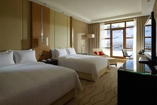 Делюкс с видом на горы 2-местный 1-комнатный в отеле «Сочи Марриотт Красная Поляна 5*»